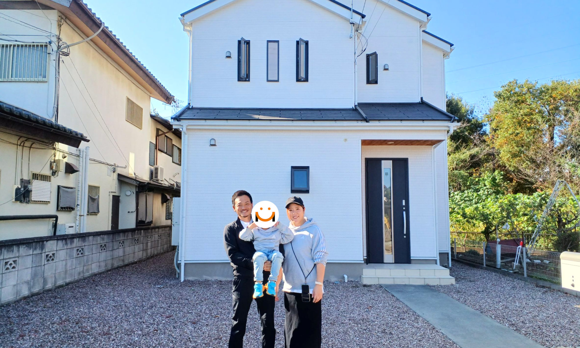 川越市今福の築浅の中古戸建をご購入いただきました。市街化調整区域特有の広々とした敷地と静かな住環境を大変気に入っていただけました。土地面積238㎡（約72坪）の広大な敷地にカースペースとお庭がしっかりと確保されています。建物も地震に強い安心住宅でした。 ご家族の今後の幸せな生活をかげながら応援させていただきます。