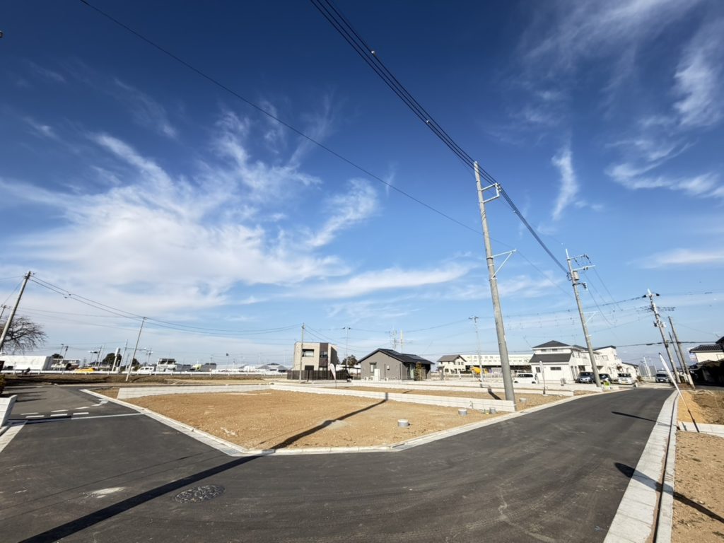 ふじみ野市上福岡の売買専門の不動産会社EMIALの土地情報。富士見市下南畑の市街化調整区域の、どなたでも建築可能な都市計画法34条11号の分譲地です。
